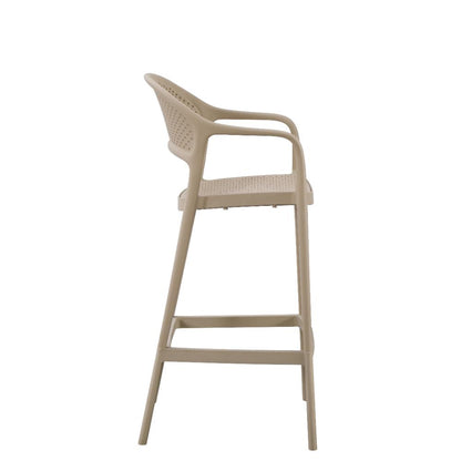 Silla para Bar Curitiva, Taupe, con Reposa Pies Doble Proposito, en ambiente