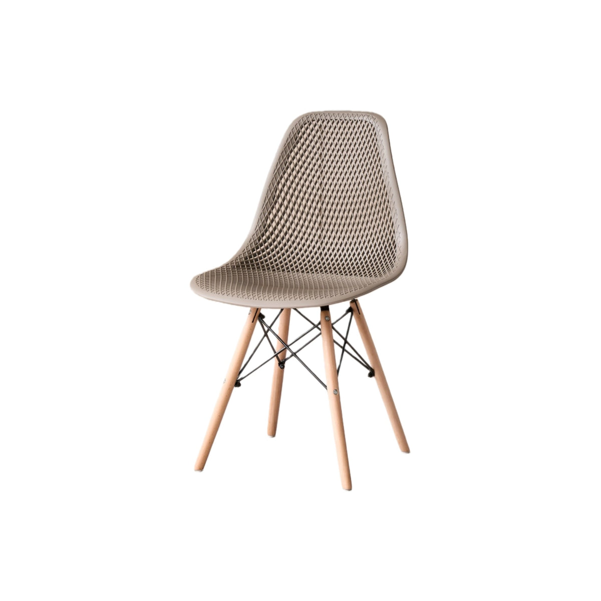 Silla Aira, Color Taupe, con Espaldar y Patas en Madera, en ambiente