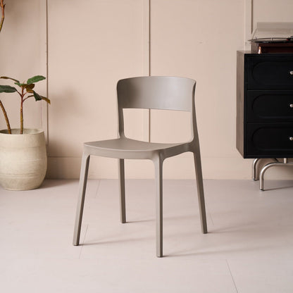 Silla Mónaco, Color Taupe, con Espaldar y Diseño Moderno