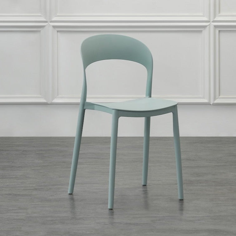 Silla Patrick, Color Azul Claro, con Espaldar y Diseño Moderno