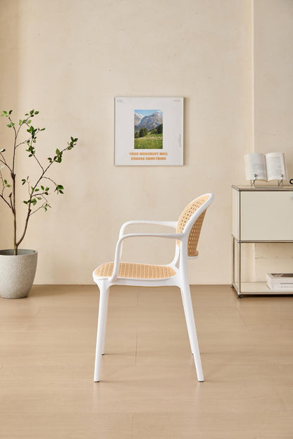 Set de 2 Sillas con Brazos Nest, Color Blanco y Beige, con Espaldar y Asiento en Rejilla
