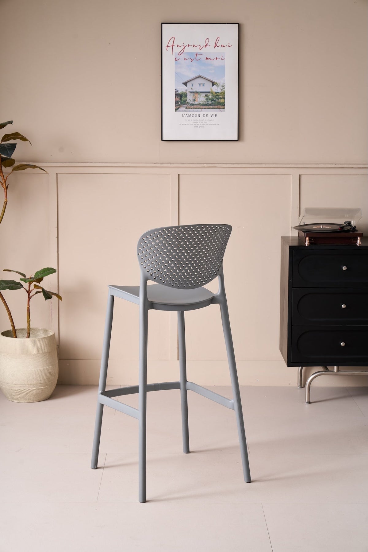 Silla para Bar Río, Color Gris Oscuro, Diseño Moderno, vista posterior