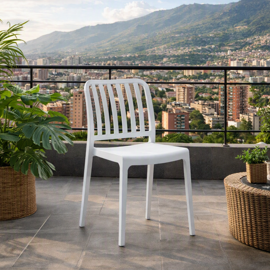 Silla Brooklyn, Color Blanco, con Espaldar en Rayas y Diseño Minimalista