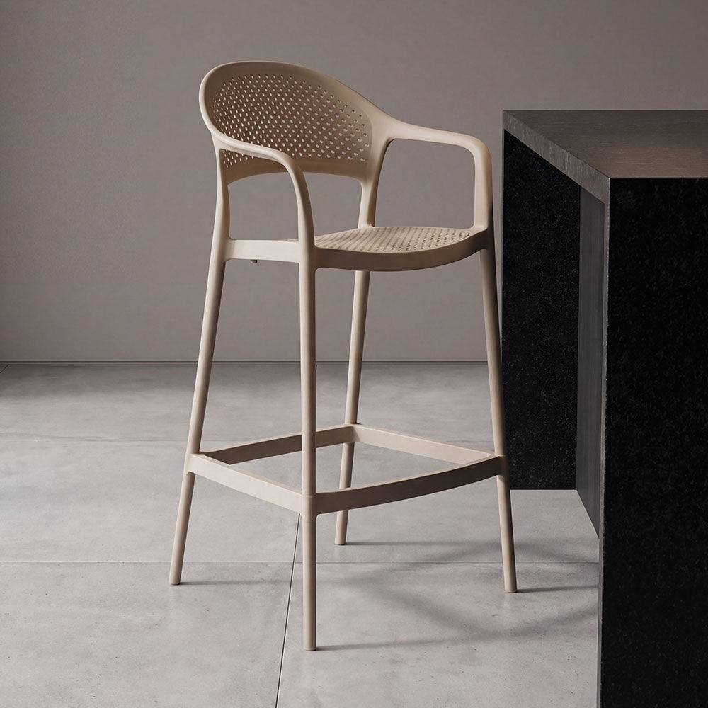 Silla para Bar Curitiva, Taupe, con Reposa Pies Doble Proposito