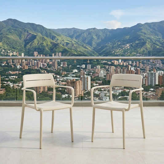 Set de 2 Sillas Sicilia, Color Beige Claro, con Espaldar, Reposa Brazos y Diseño Minimalista