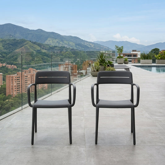 Set de 2 Sillas Sicilia, Color Negro, con Espaldar, Reposa Brazos y Diseño Minimalista