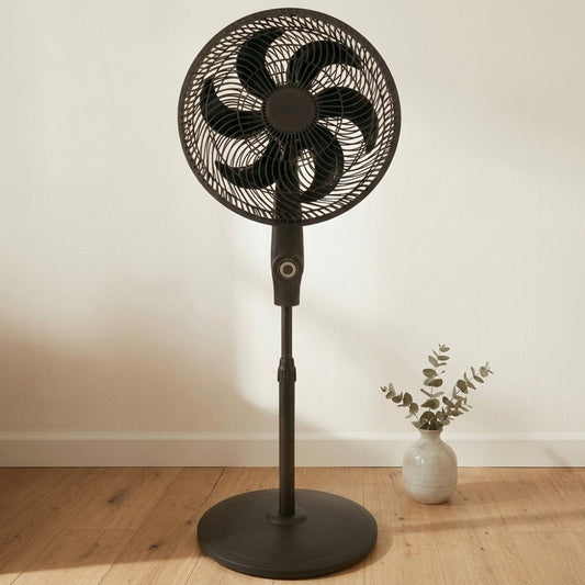 Ventilador Veronil 18, Negro, con Base en cruz, 3 Velocidades y 6 Aspas, 3 en 1