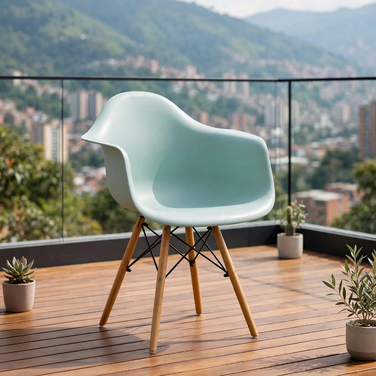 Silla Eymos , Color Azul Claro, con Espaldar y Patas en Madera